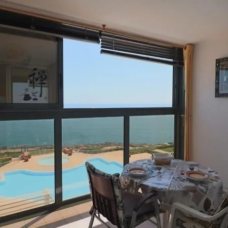 - 4 Pers, 26 M2, 1/0 2 Apartmán Sète