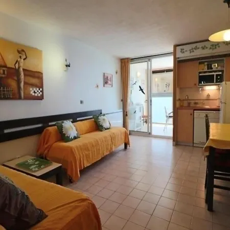 - 4 Pers, 26 M2, 1/0 2 Sète