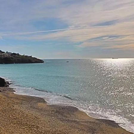 - 4 Pers, 26 M2, 1/0 2 Sète